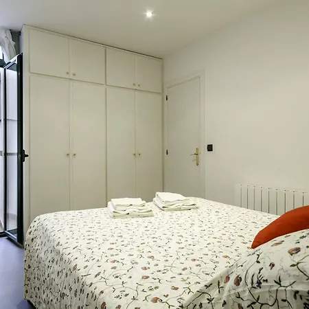 Barcelona Comtal Apartments Exterior photo